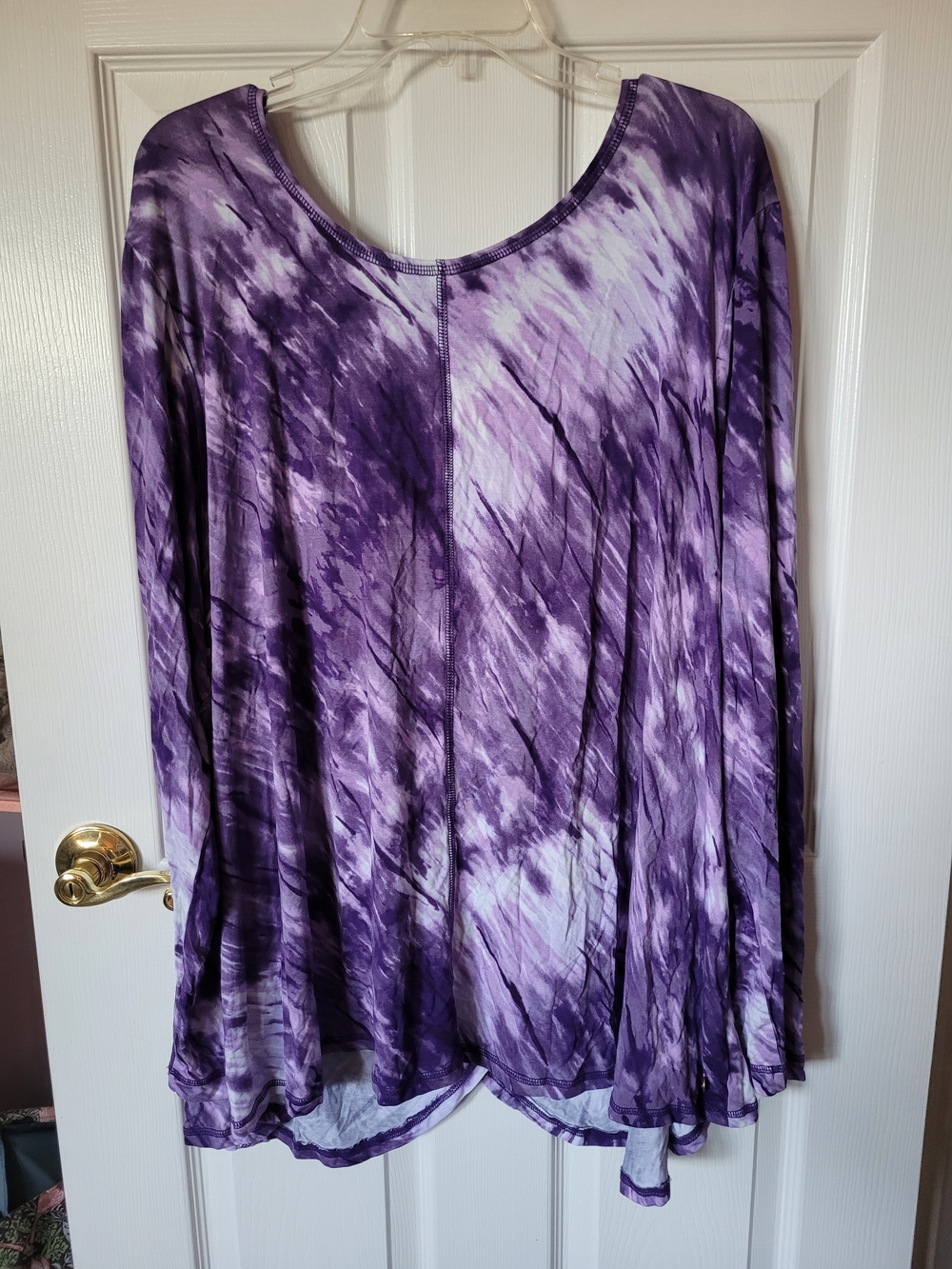 Livi Active Purple Tie-Dye Long Sleeve Scoop Neck Tunic